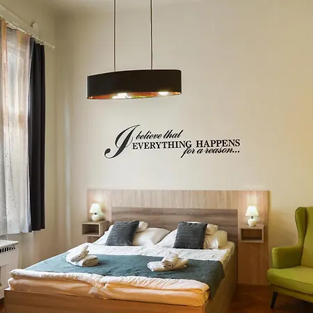 Pasti Central Apartment Debrecen Exterior photo
